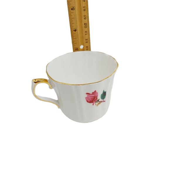 Vintage Royal London Tea Cup & Saucer Set white Red Rose Floral Numbered - Picture 9 of 14